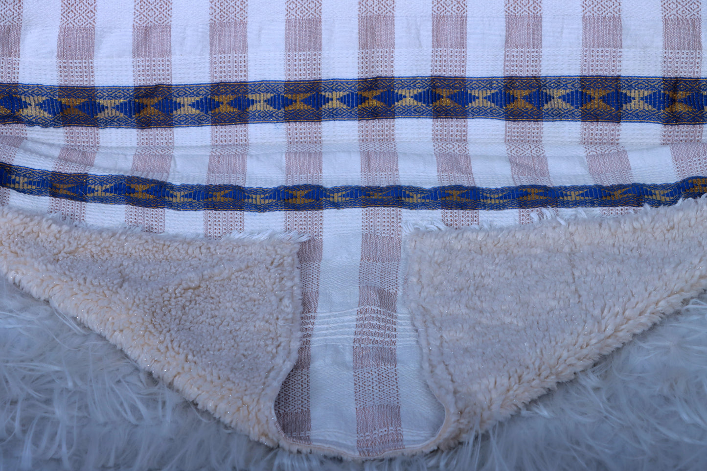 Blue Tilet Pattern Handmade Blanket