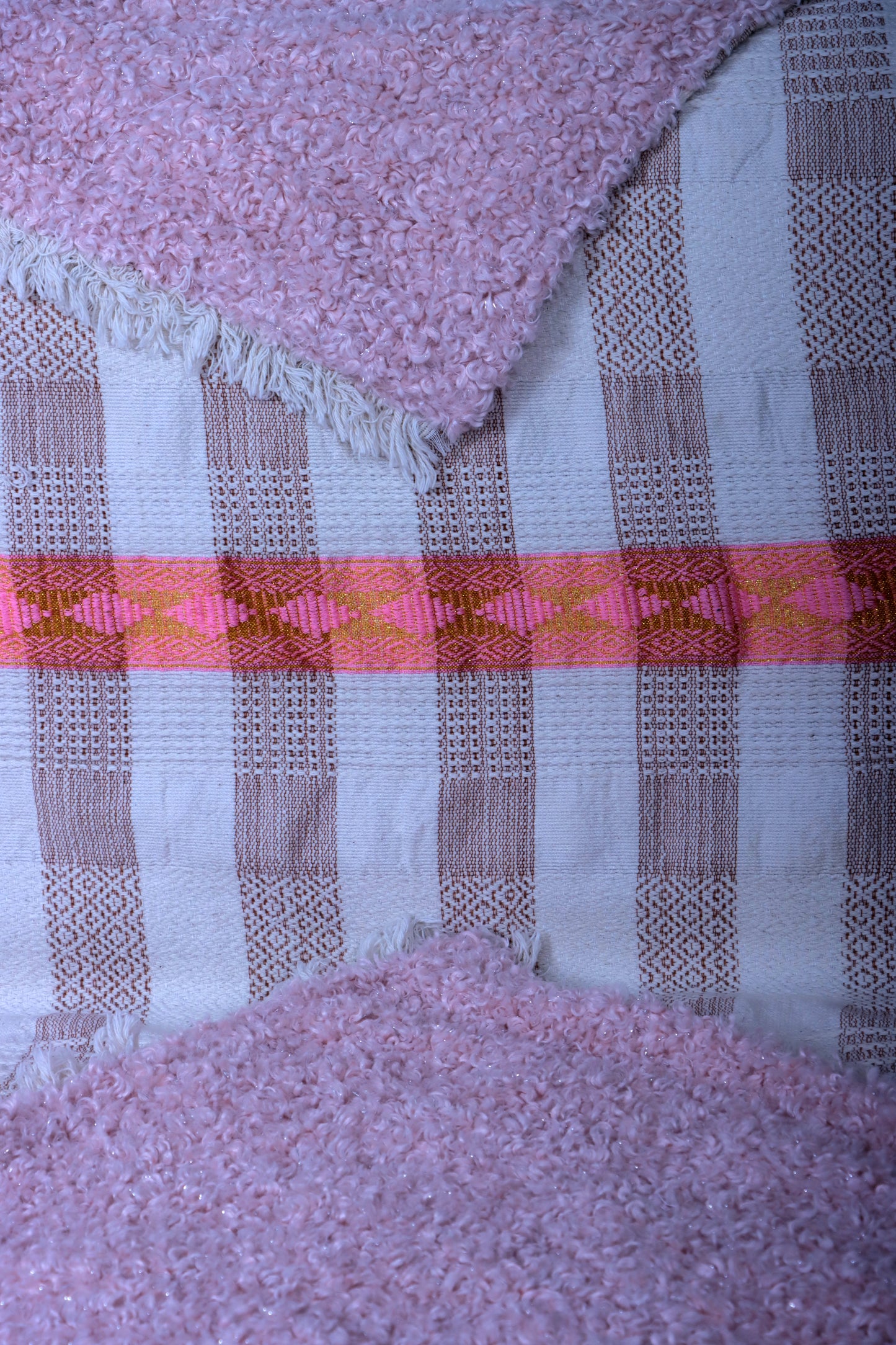 Pink Tilet Pattern Handmade Blanket